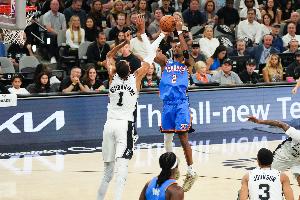 NBA官网实力榜：马刺雷霆尼克斯前三 76人4 火箭6 湖人12 勇士24